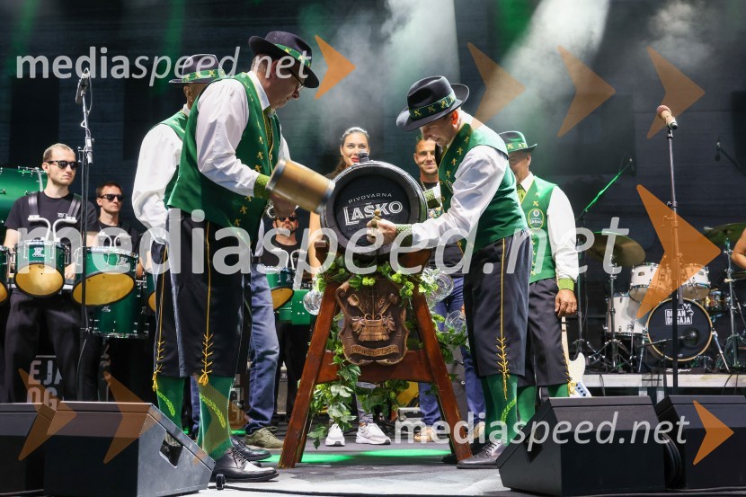 Pivo in cvetje 2022, petek