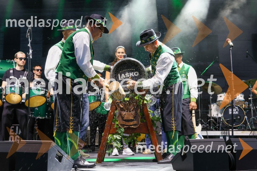 Pivo in cvetje 2022, petek