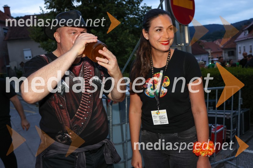  Urban Centa, organizator glasbenega programa ;  Tina Belej, STIK Laško, direktoricaPivo in cvetje 2022, petek