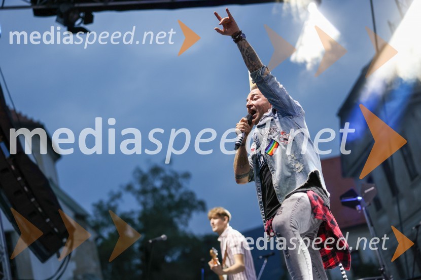  Dejan Krajnc, Dejan DogajaPivo in cvetje 2022, petek