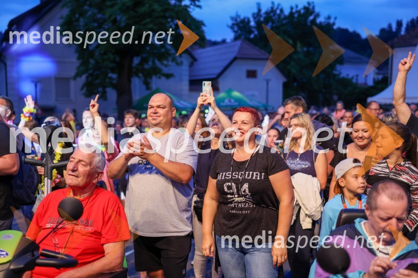 Pivo in cvetje 2022, petek