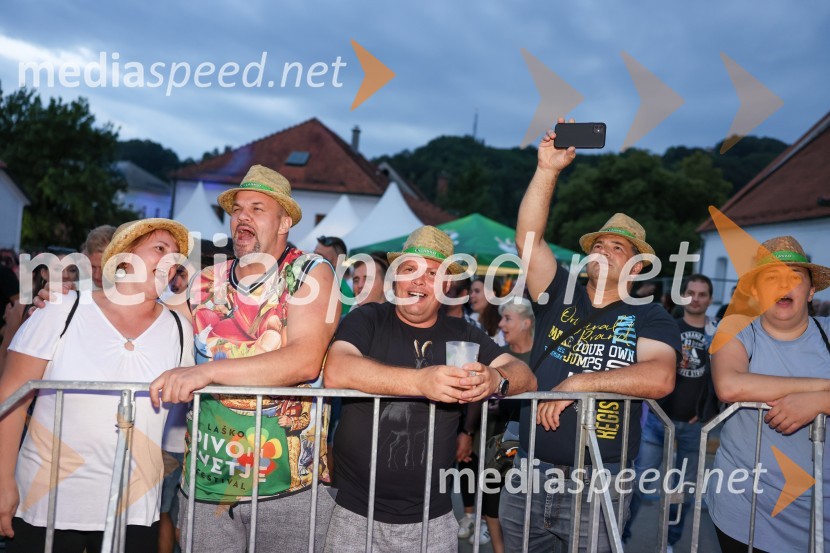 Pivo in cvetje 2022, petek