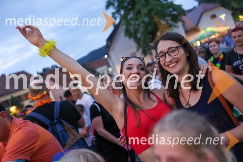 Pivo in cvetje 2022, petek