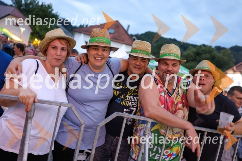 Pivo in cvetje 2022, petek