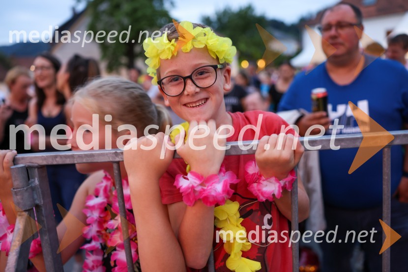 Pivo in cvetje 2022, petek