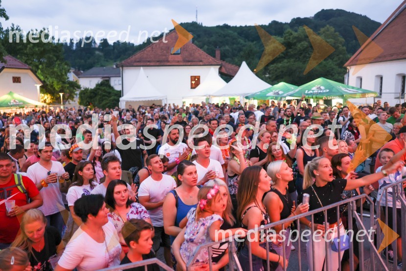 Pivo in cvetje 2022, petek