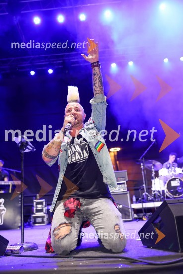  Dejan Krajnc, Dejan DogajaPivo in cvetje 2022, petek