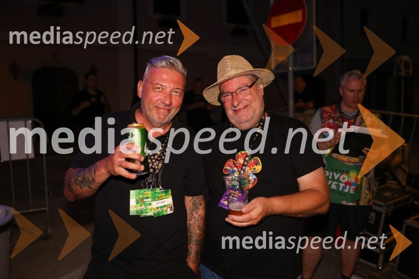  Aleš Uranjek, glasbeni menedžer;  Mice Karov, MK light & soundPivo in cvetje 2022, petek