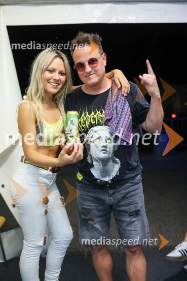  Aleksandra Josić, pevka skupine King Foo;  Rok Golob, skladatelj, dirigent in aranžer, King FooPivo in cvetje 2022, petek