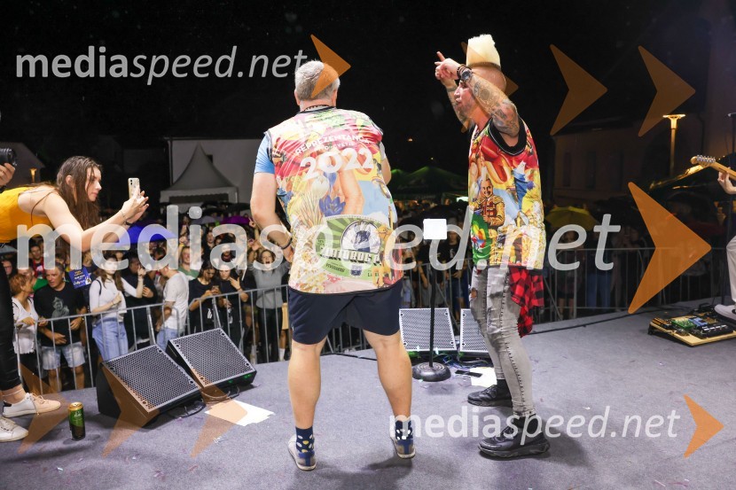  Miha Deželak, radijski voditelj, humanitarec;  Dejan Krajnc, Dejan DogajaPivo in cvetje 2022, petek