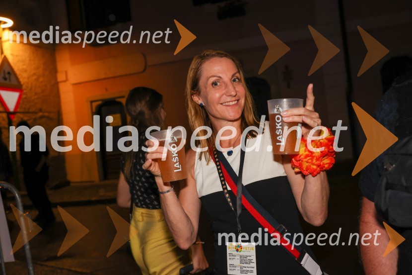 Pivo in cvetje 2022, petek