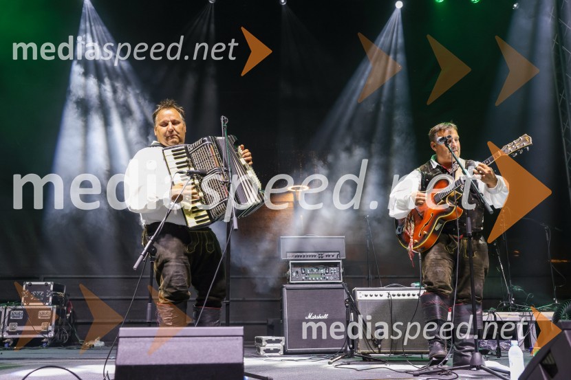  Leon Polanc, Okrogli muzikanti;  Robi Polanc, Okrogli muzikantiPivo in cvetje 2022, petek