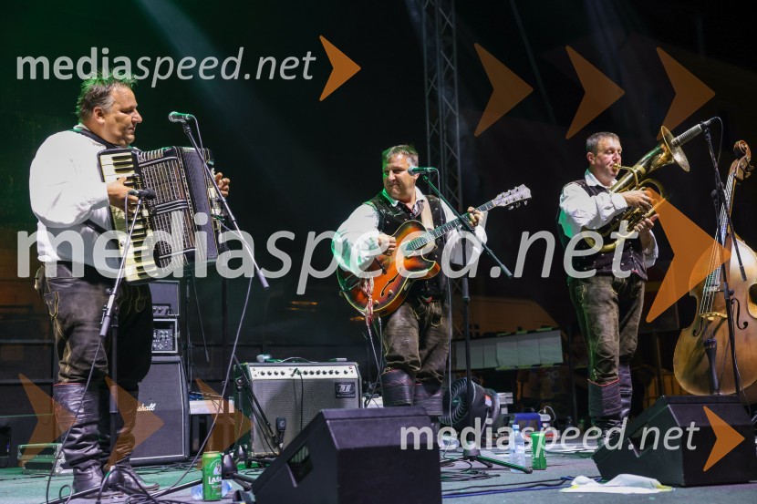  Leon Polanc, Okrogli muzikanti;  Robi Polanc, Okrogli muzikanti;  Marko Mastnak, Okrogli muzikantiPivo in cvetje 2022, petek