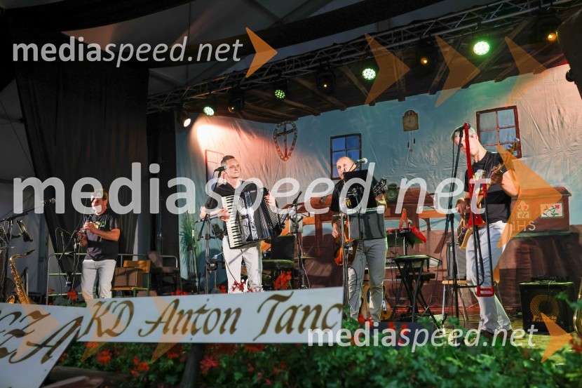 Pivo in cvetje 2022, petek