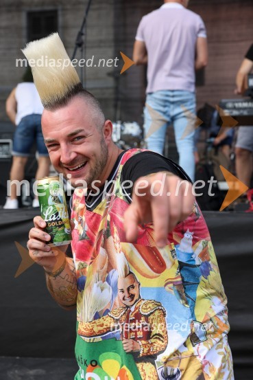  Dejan Krajnc, Dejan DogajaPivo in cvetje 2022, petek