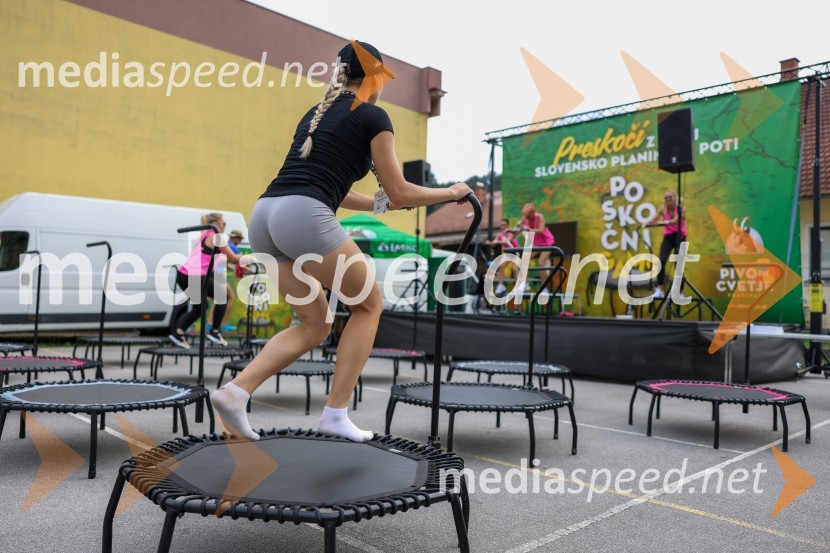 Pivo in cvetje 2022, petek