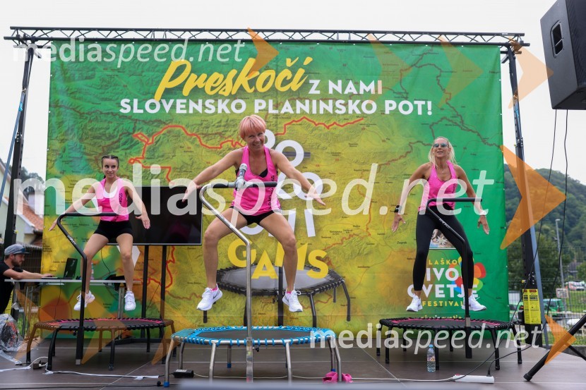 Pivo in cvetje 2022, petek