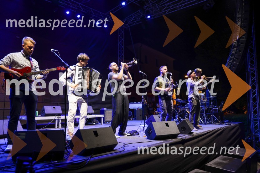  Emir Ibrakič , Balkan Boys;  Žiga Vehovec, glasbenik;  Andrej Štrekelj, Balkan Boys;  Matija  Marion, glasbenik, skupina Balkan boys;  Rok Nemanič - Nemo, Balkan BoysPivo in cvetje 2022, sobota