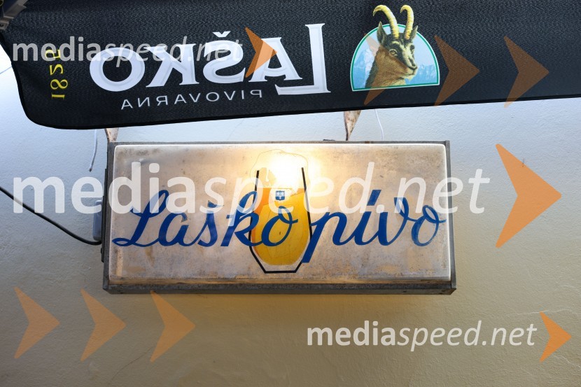Retro Laško logotipPivo in cvetje 2022, sobota