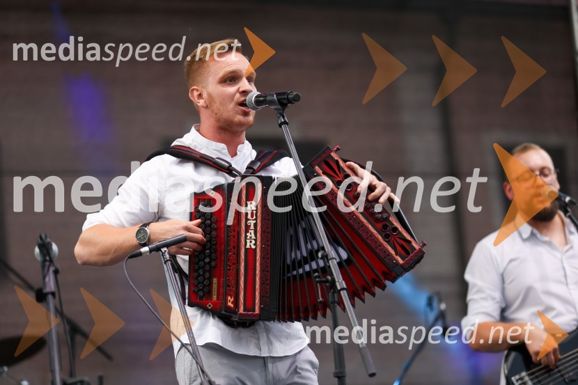  Jan Alenc, pevec, Ansambel UdarPivo in cvetje 2022, sobota