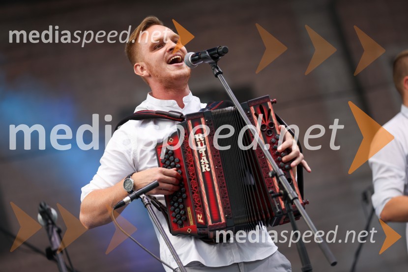  Jan Alenc, pevec, Ansambel UdarPivo in cvetje 2022, sobota