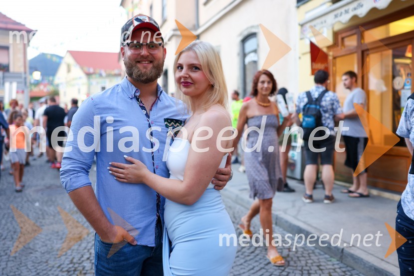  Anže Krže, fotograf;  Katja KajtnaPivo in cvetje 2022, sobota