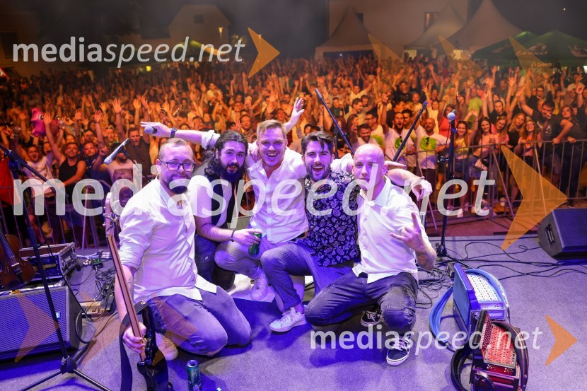  Rok Erker, Ansambel Udar;  ... ;  Jan Alenc, pevec, Ansambel Udar;  ... ;  Luka Pliberšek, Ansambel UdarPivo in cvetje 2022, sobota