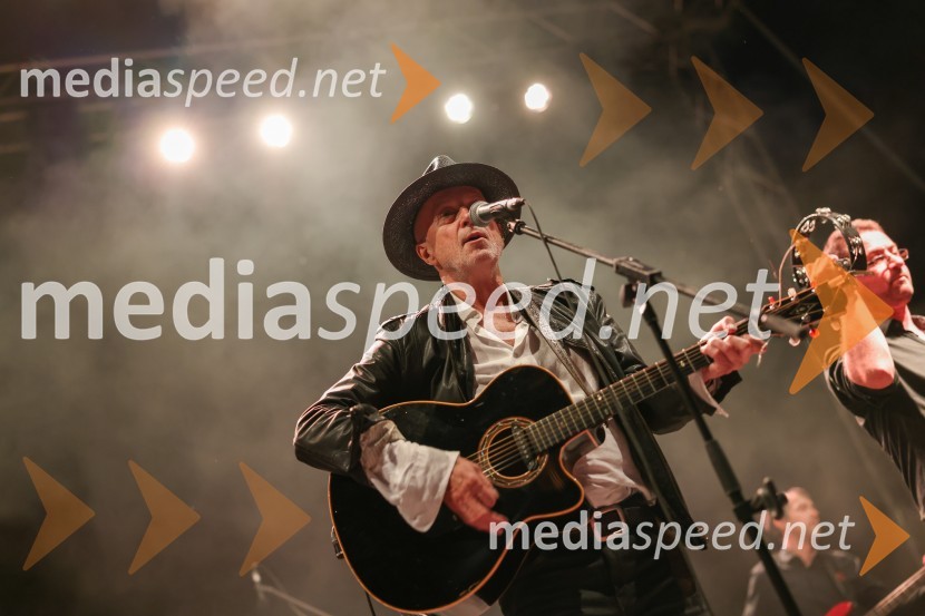  Vlado Kreslin, glasbenikPivo in cvetje 2022, sobota