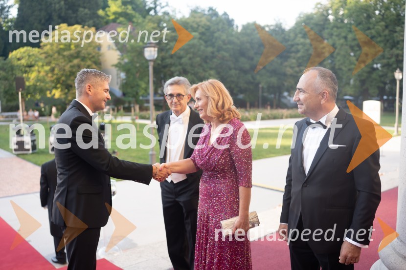  Jurij Kern;  Franci Križan, organizator Aninega plesa;  Biserka Križan;  Ivan Cajzek, direktor družbe GIC gradnjeAnin ples 2022