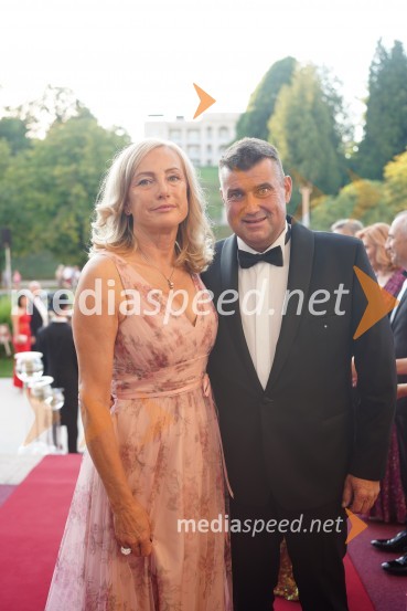  Irena Bijol;  Janez Bijol,  direktor podjetja Bijol d.o.o.Anin ples 2022