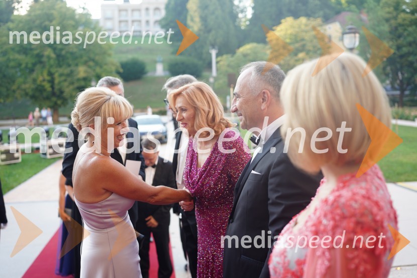  Sabina Jereb, Digama d.d.;  Biserka Križan;  Ivan Cajzek, direktor družbe GIC gradnjeAnin ples 2022