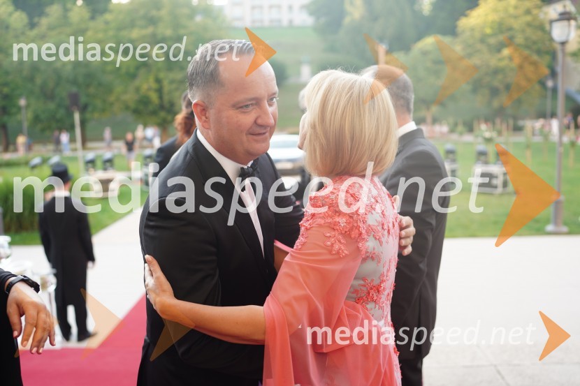  Boštjan Vrhovšek, generalni direktor Plinarne Maribor;  Nežika Cajzek, GIC gradnjeAnin ples 2022