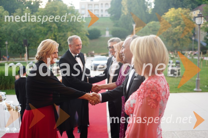  ... ;  Ivan Cajzek, direktor družbe GIC gradnjeAnin ples 2022