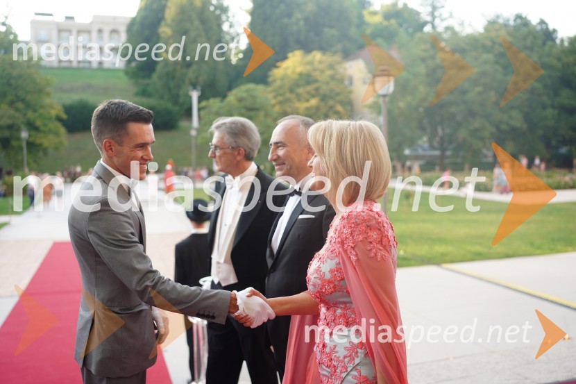  ... ;  Nežika Cajzek, GIC gradnjeAnin ples 2022