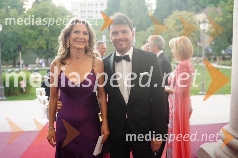  Andreja Kuliš, zobozdravnica;  Jure TrtnikAnin ples 2022