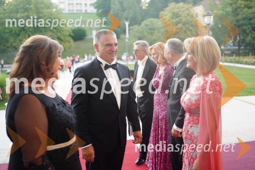  Mojca Lotrič;  Marko Lotrič, Lotrič d.o.o. ;  Nežika Cajzek, GIC gradnjeAnin ples 2022