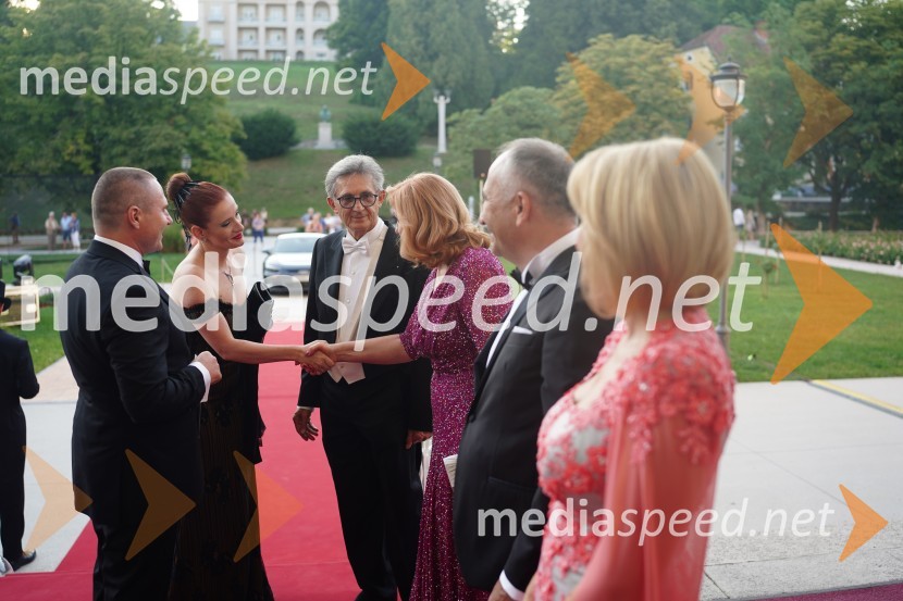 prof. dr.  Žan  Jan Oplotnik, prorektor, Univerza v Mariboru;   Noemia Bessa Viela Oplotnik;  Franci Križan, organizator Aninega plesa;  Biserka KrižanAnin ples 2022