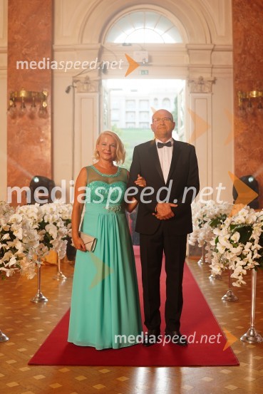  Anja Šketa, Vodja Planet Tuš Celje;  Boštjan BratušaAnin ples 2022