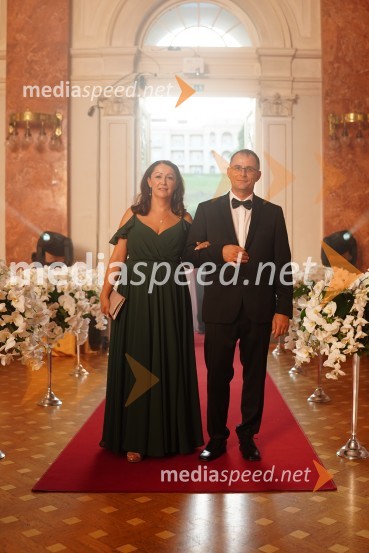  Renata Jager, Jagros d.o.o.;  Boštjan Jager, Jagros d.o.o.Anin ples 2022