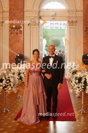  Tanja Martelanc, odvetnica, Odvetniška pisarna Martelanc in Čamber Pavli d.o.o.;  Blaž  Suhač, ABMSS, d.o.o.Anin ples 2022