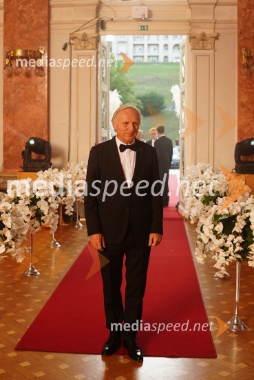 dr. Otman Zorn, predsednik upravnega odbora, Solvera Lynx d.o.o., LjubljanaAnin ples 2022