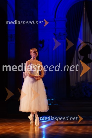  Erica Pinzano , balerinaAnin ples 2022