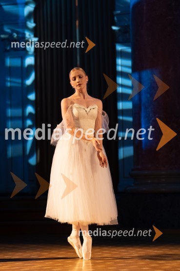  Erica Pinzano , balerinaAnin ples 2022