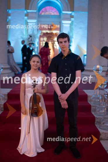  Patricija  Avšič, violina;  Mak Muni Mihavec, pianistAnin ples 2022