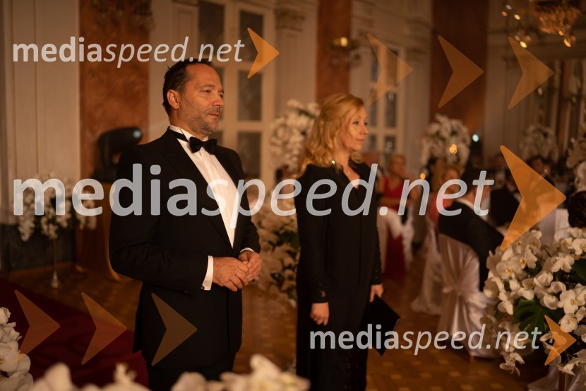  Aljaž Farasin, operni pevec;  Aleksandra Naumovski Potisk, pianistkaAnin ples 2022