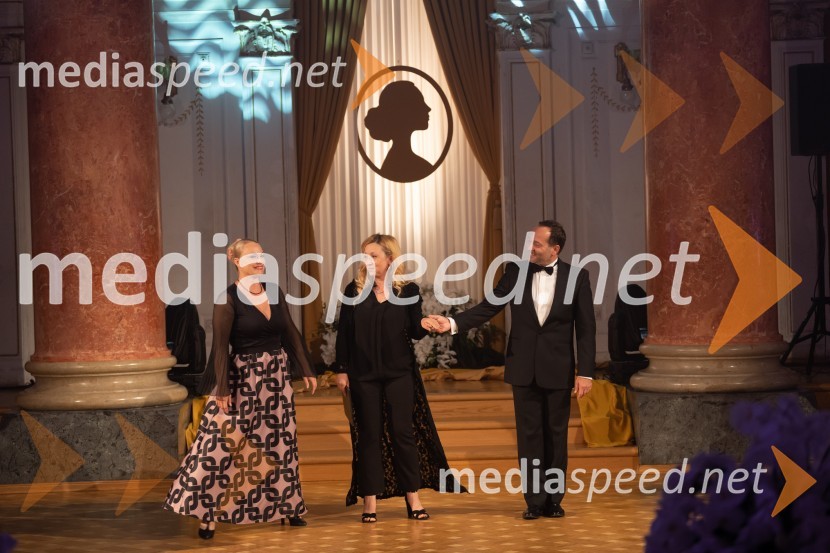  Sabina  Cvilak, operna pevka;  ... ;  Aljaž Farasin, operni pevecAnin ples 2022