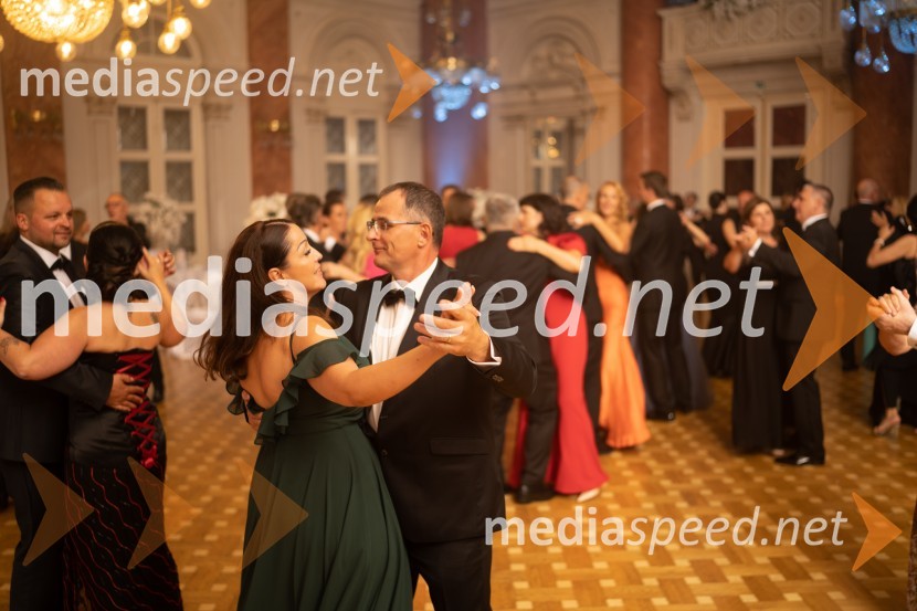  Renata Jager, Jagros d.o.o.;  Boštjan Jager, Jagros d.o.o.Anin ples 2022