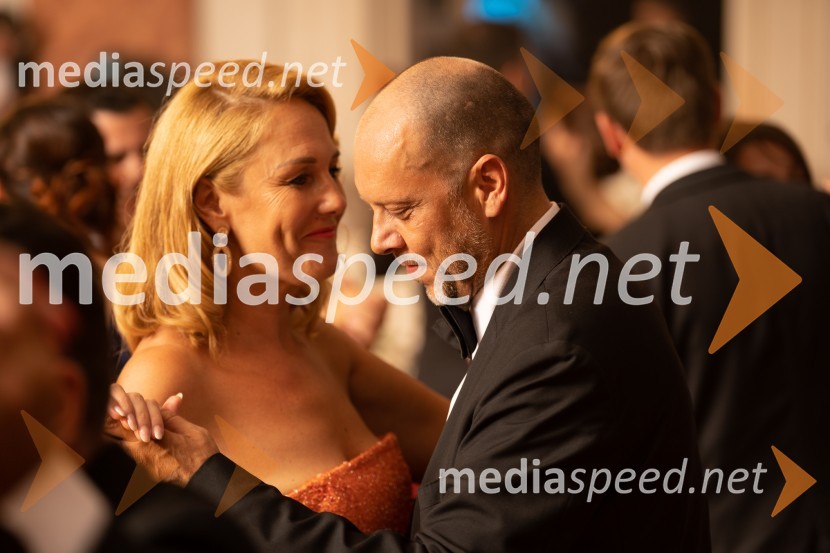  Milanka  Virant Levstik, direktorica, Frizersko kozmetični salon Minka;  Jure KačičnikAnin ples 2022