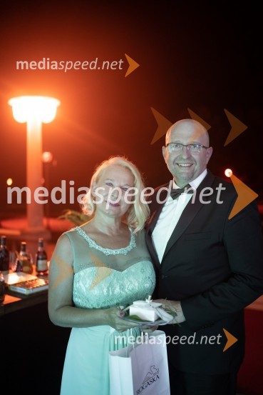  Anja Šketa, Vodja Planet Tuš Celje;  Boštjan BratušaAnin ples 2022