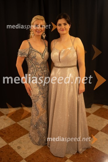  Mojca  Kranjc;  Maja Marija Križan, vodja prireditve Anin plesAnin ples 2022